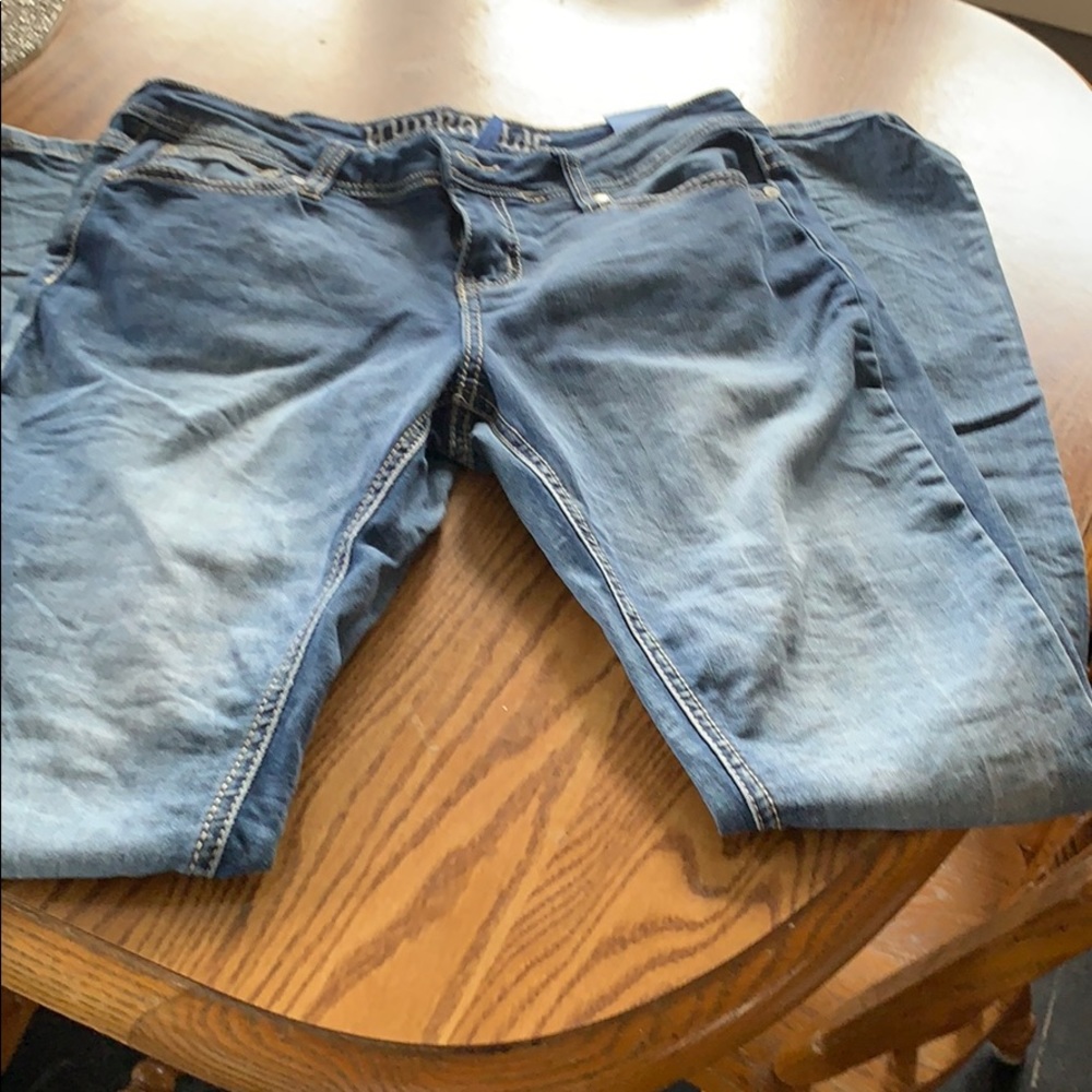 Hydraulic jeans